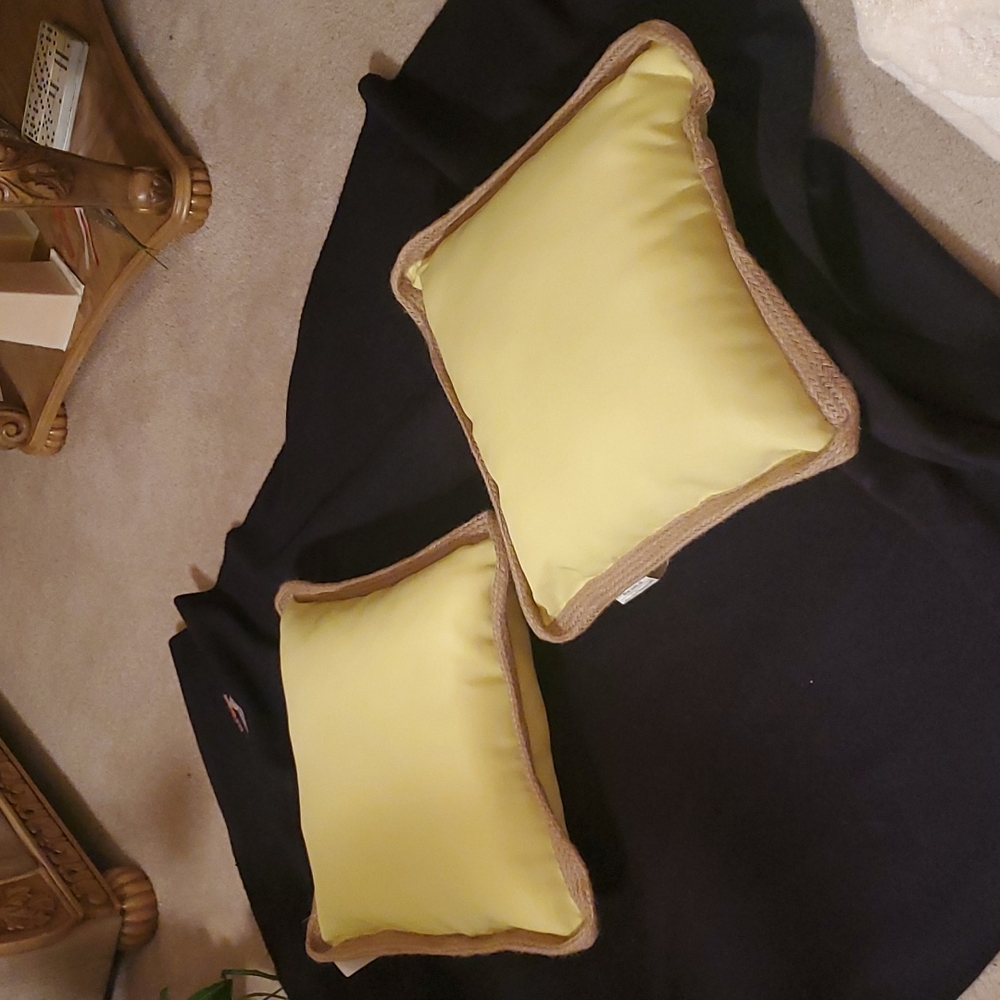 2 Linden Street Designer Pillows